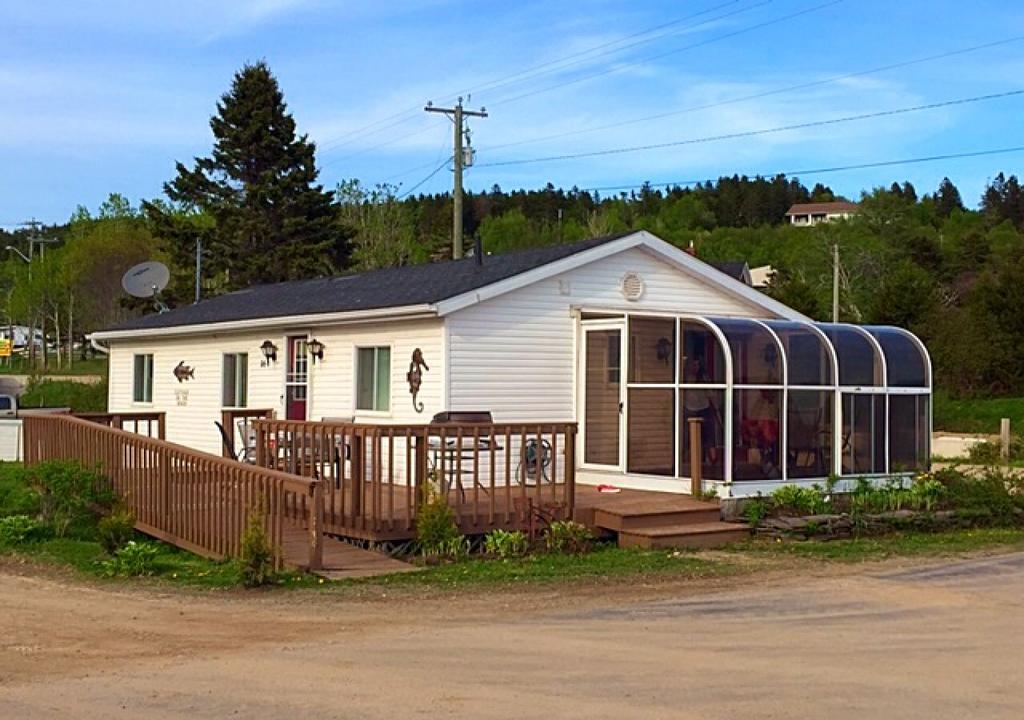 Cottage on the Beach / ExploreNB / Tourism New Brunswick